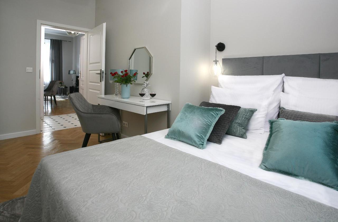Gem Apartment By Castle Krakau Buitenkant foto