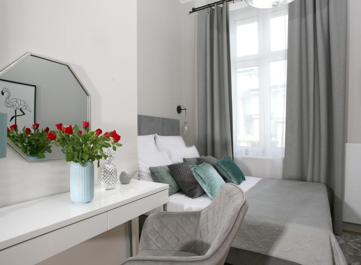 Gem Apartment By Castle Krakau Buitenkant foto