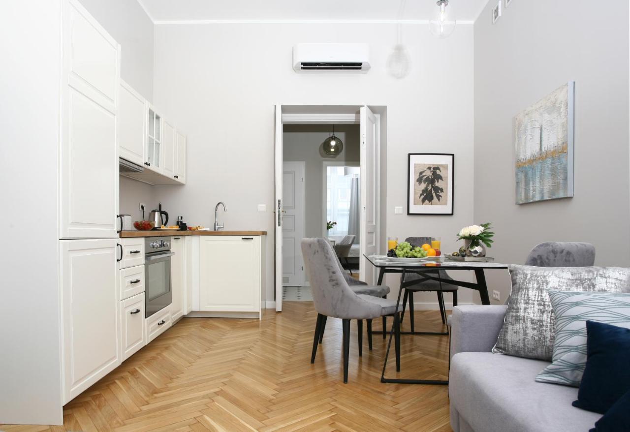 Gem Apartment By Castle Krakau Buitenkant foto